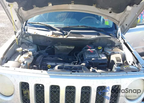 2014 Jeep Patriot Sport z USA, uszkodzony, nr VIN 1C4NJPBA0ED618923